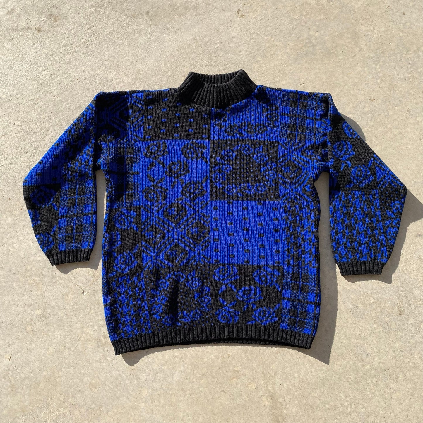 Vintage Blue Sweater 90s Black Rose Print Turtleneck Pullover Knit Sweater Sz M