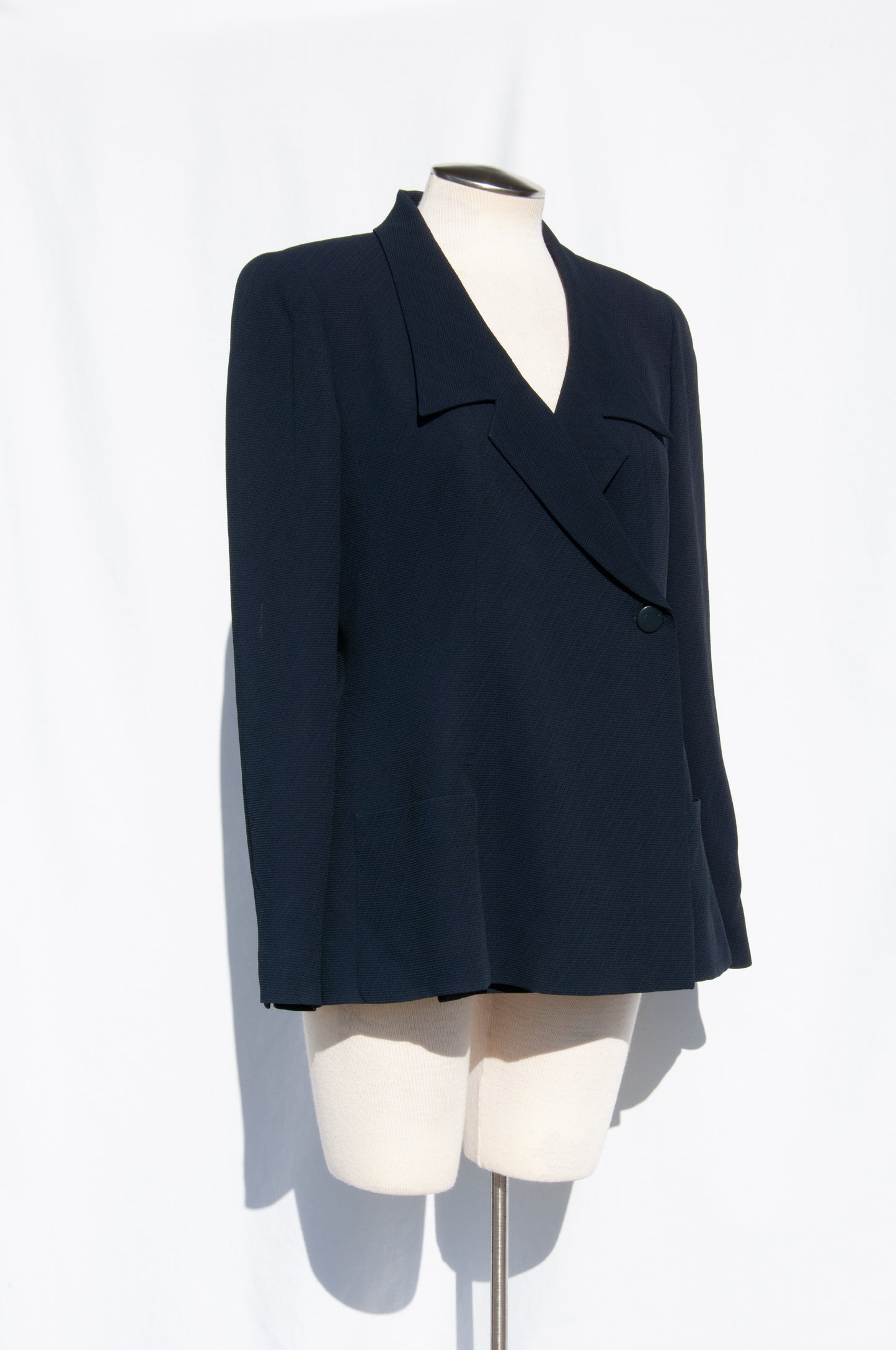 CHANEL VINTAGE 1990S LIGHTWEIGHT NAVY JACKET