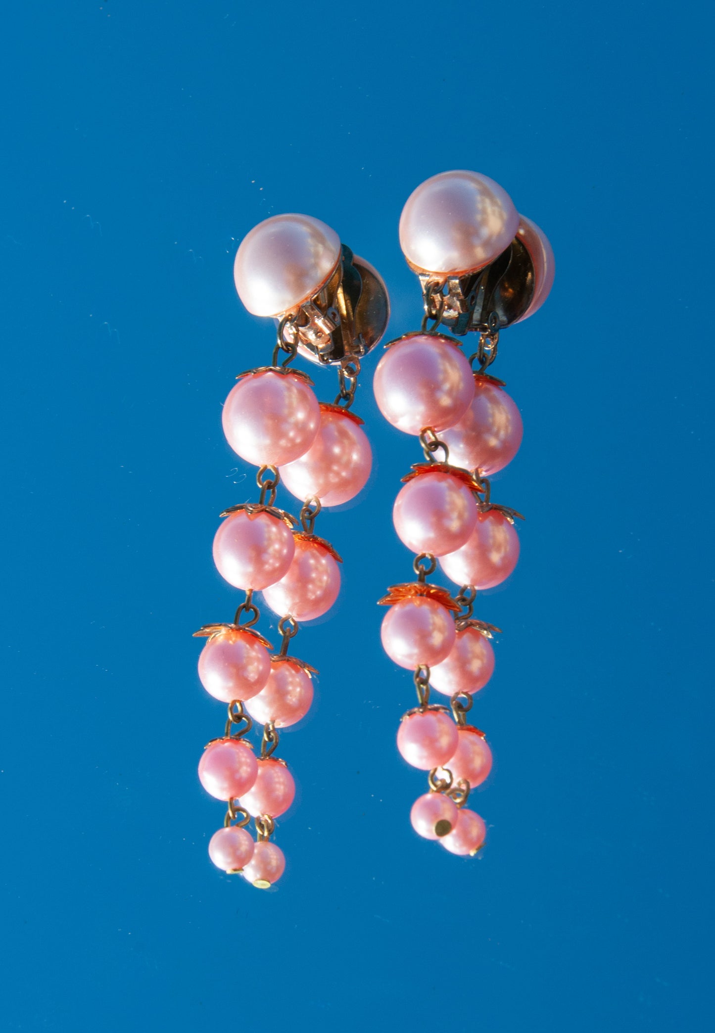 VINTAGE 1950S PINK FAUX PEARL EARRINGS