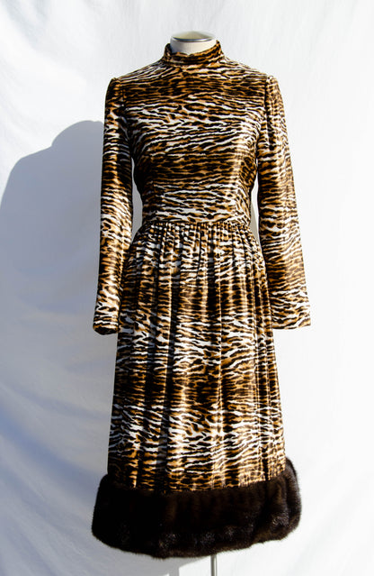 MOLLIE PARNIS DOCUMENTED FALL 1970 VELVET TIGER PRINT MINK TRIMMED DRESS