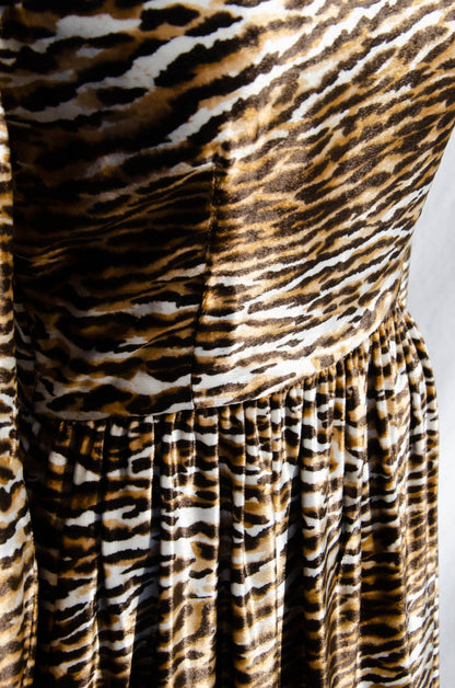 MOLLIE PARNIS DOCUMENTED FALL 1970 VELVET TIGER PRINT MINK TRIMMED DRESS