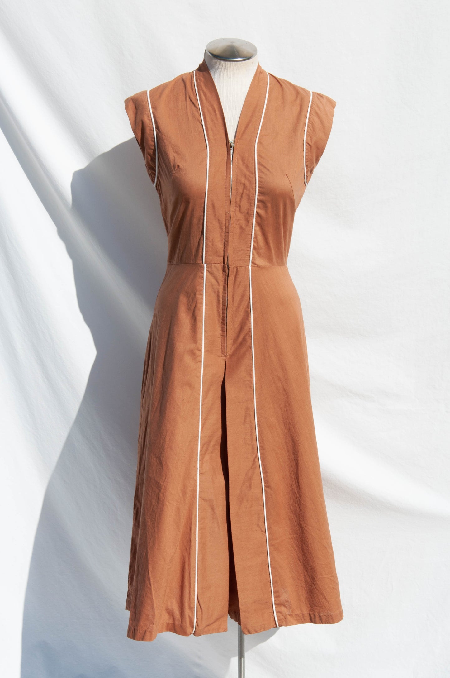 ANDELL MAY 1950S BROWN COTTON SPORTSWEAR JUMPSUIT