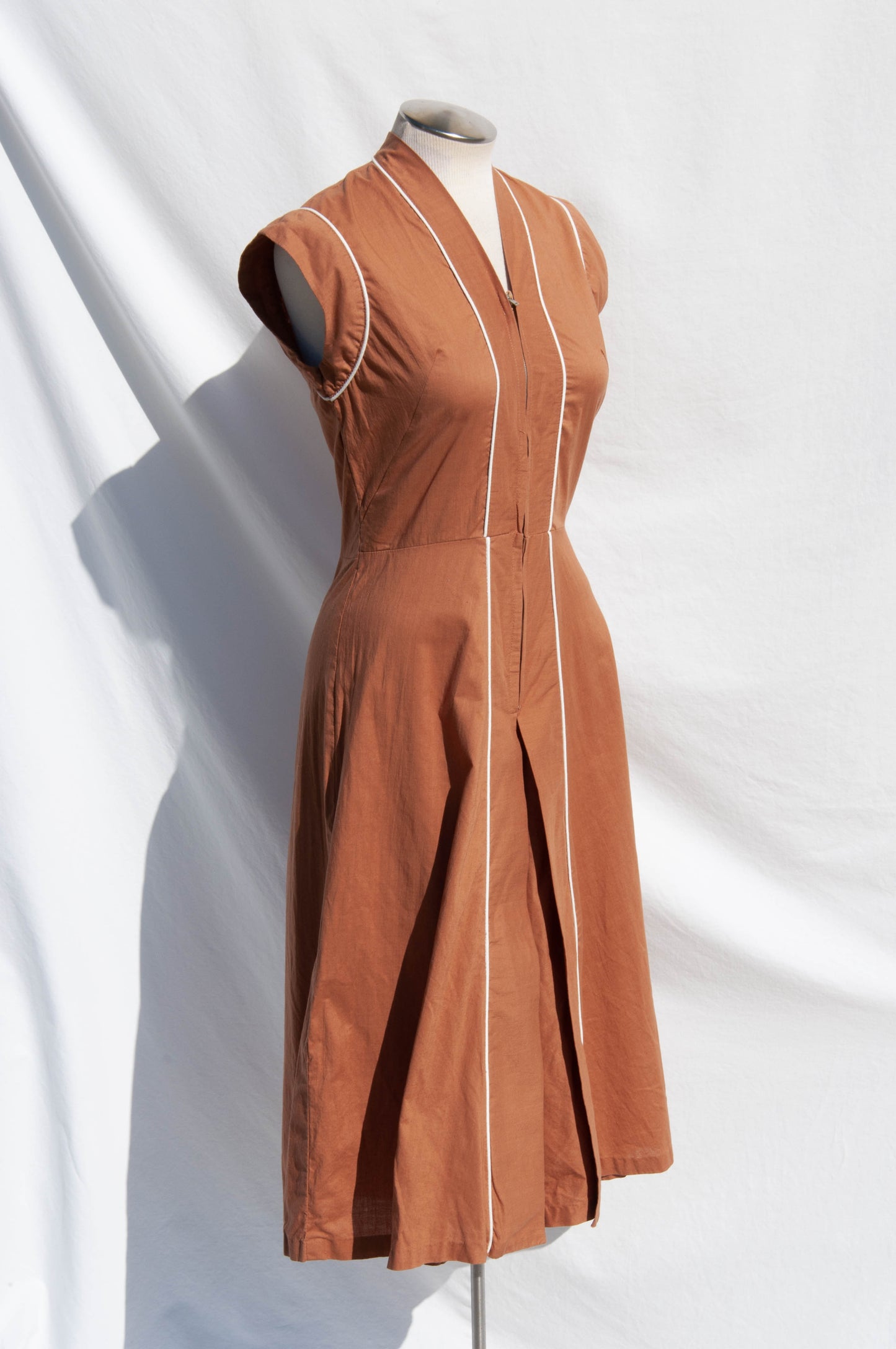 ANDELL MAY 1950S BROWN COTTON SPORTSWEAR JUMPSUIT