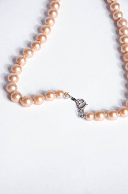 VINTAGE PINK PEARL STRAND COSTUME NECKLACE