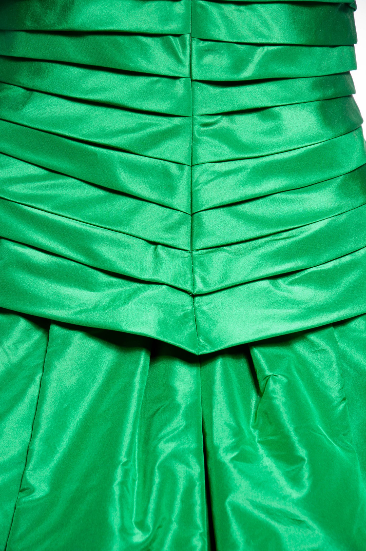 ARNOLD SCAASI BOUTIQUE VINTAGE 1990S GREEN SILK BALL GOWN