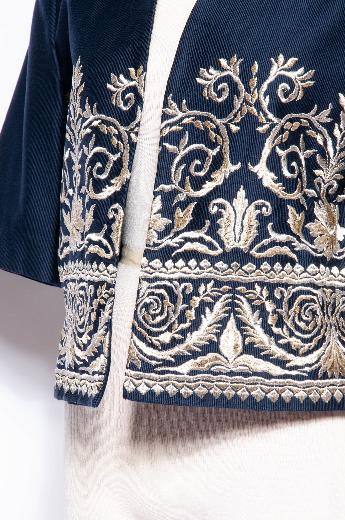 BYBLOS VINTAGE NAVY COTTON CROPPED JACKET WITH GOLD AND SILVER EMBROIDERY